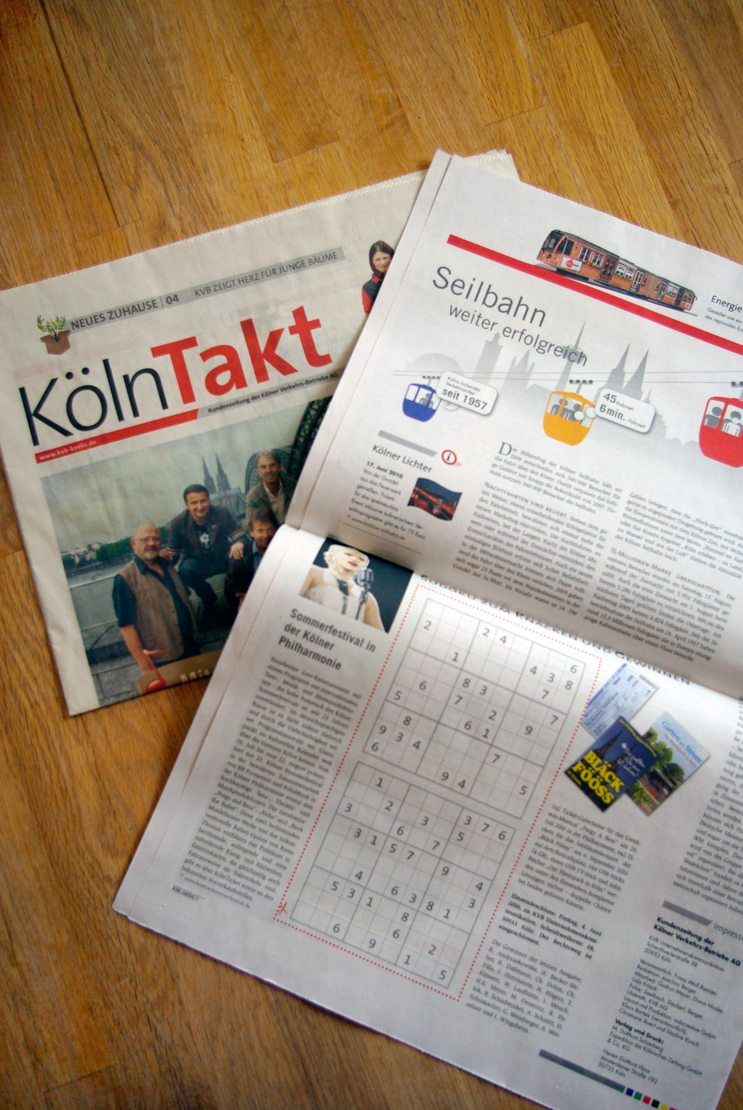 Grafik-Design, Erscheinungsbild, Gestaltung, Zeitung, Editorial Design, Print, Logo, Corporate Identitiy